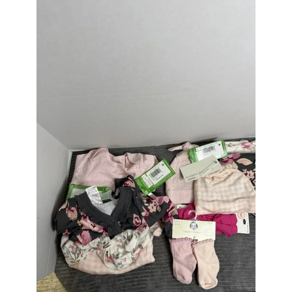 Lot Of Modern Moments by Gerber 6/9 Months Baby Girl Clothes